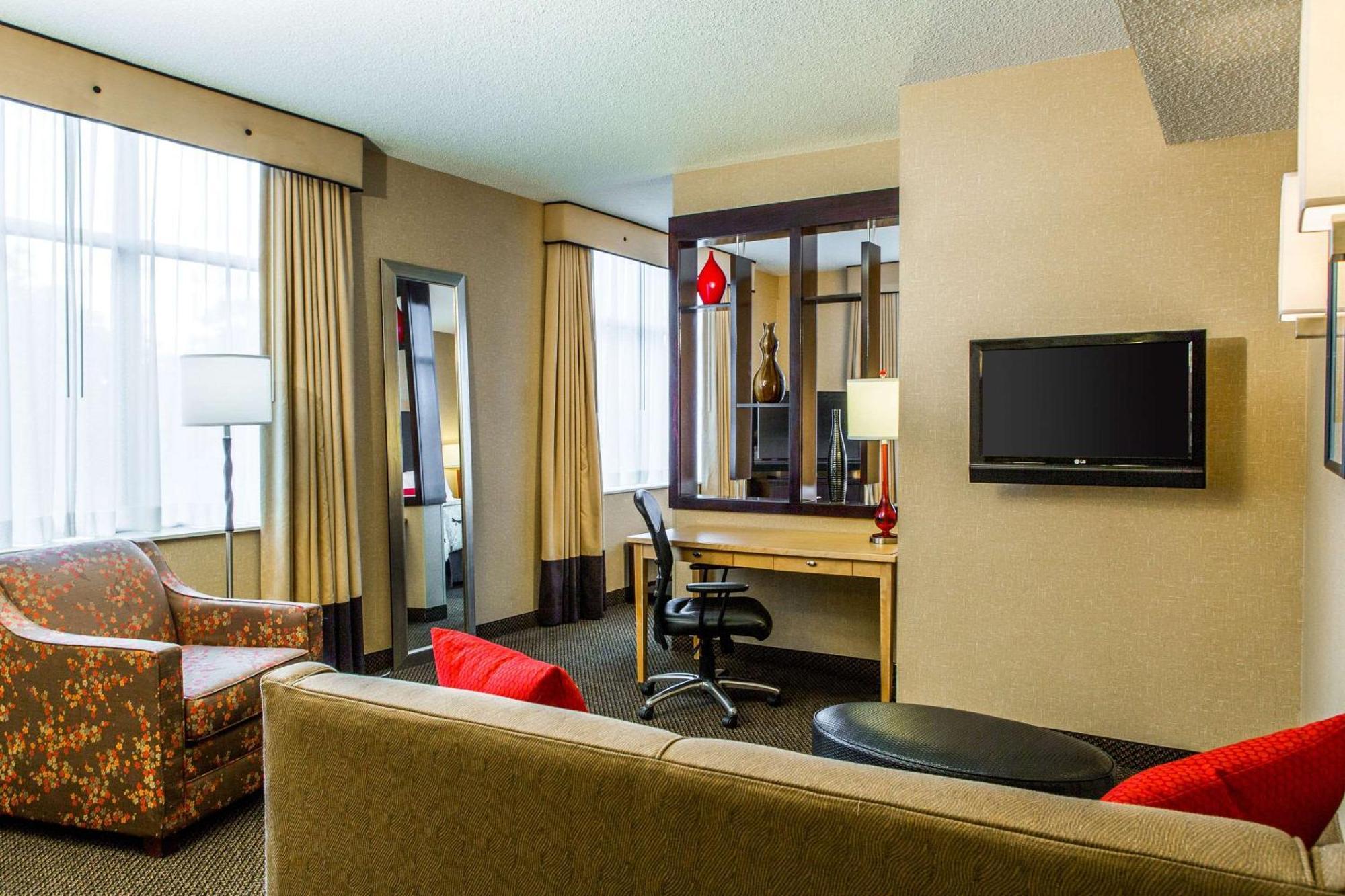 Cambria Raleigh-durham Airport Hotel