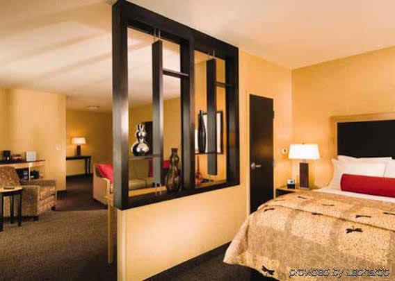 Cambria Raleigh-durham Airport Hotel