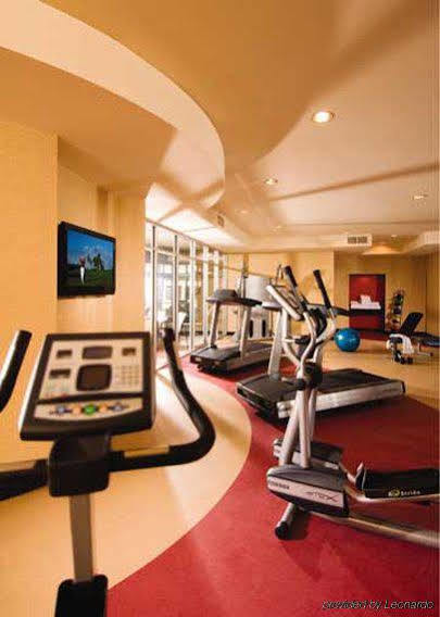 Hotel Cambria Raleigh-durham Airport 3*